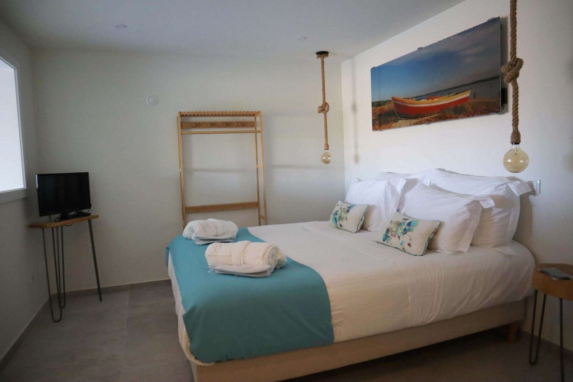 Hillside House Suites & Spa Фош-ду-Ареллю Екстер'єр фото