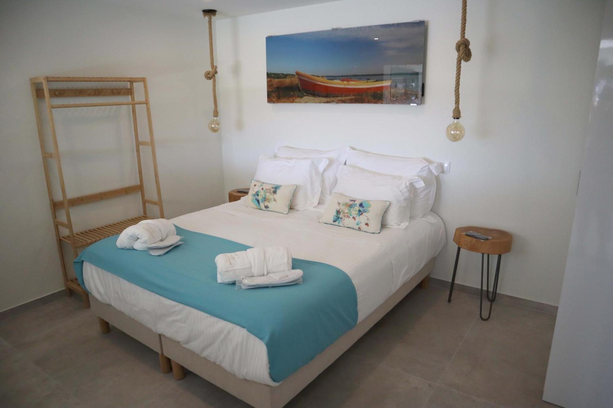 Hillside House Suites & Spa Фош-ду-Ареллю Екстер'єр фото